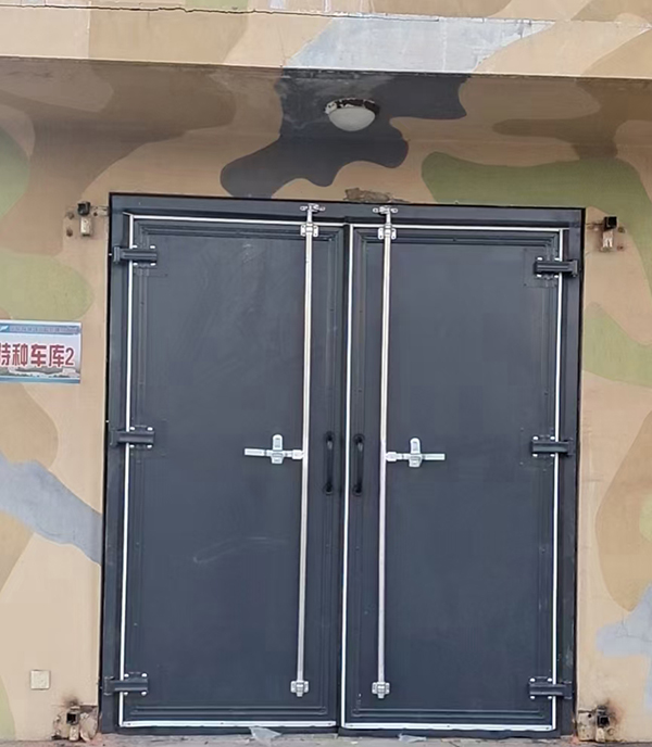 于田工业平开门