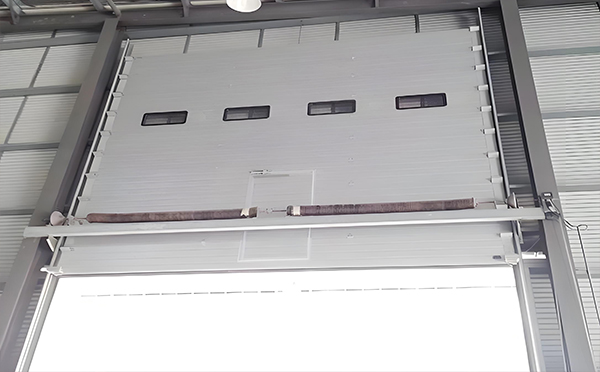 于田工业滑升门