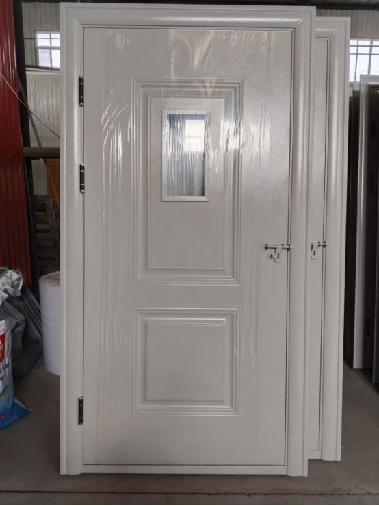 于田学校教室门