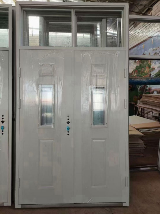 于田学校教室门