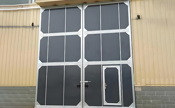 厂房于田工业门选择与维护全解析：提升效率与安全的关键要素